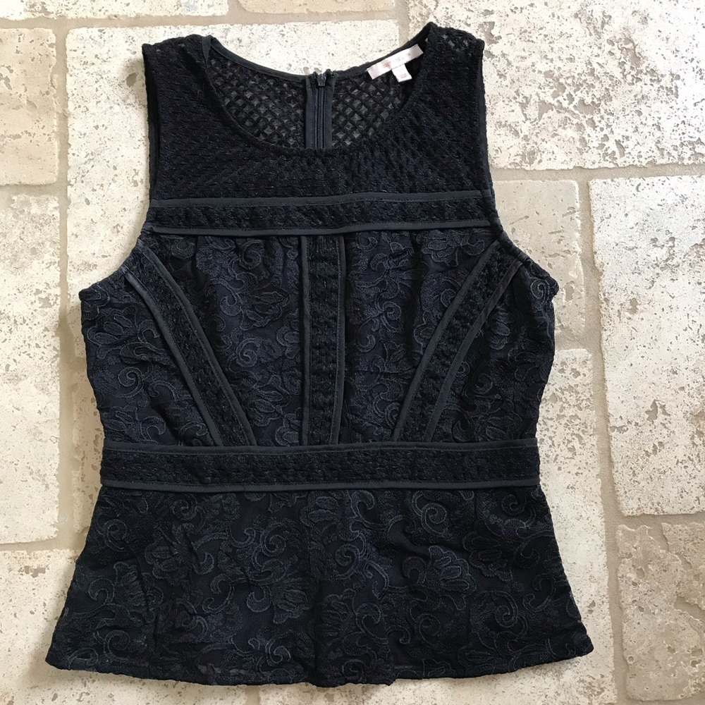 🌟🌟SKIES TOP LOVELY DETAILING